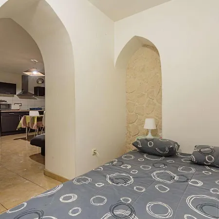 Apartment Spacieux A Biarritz, Proche Commerces Et - Fr-1-3-541 *